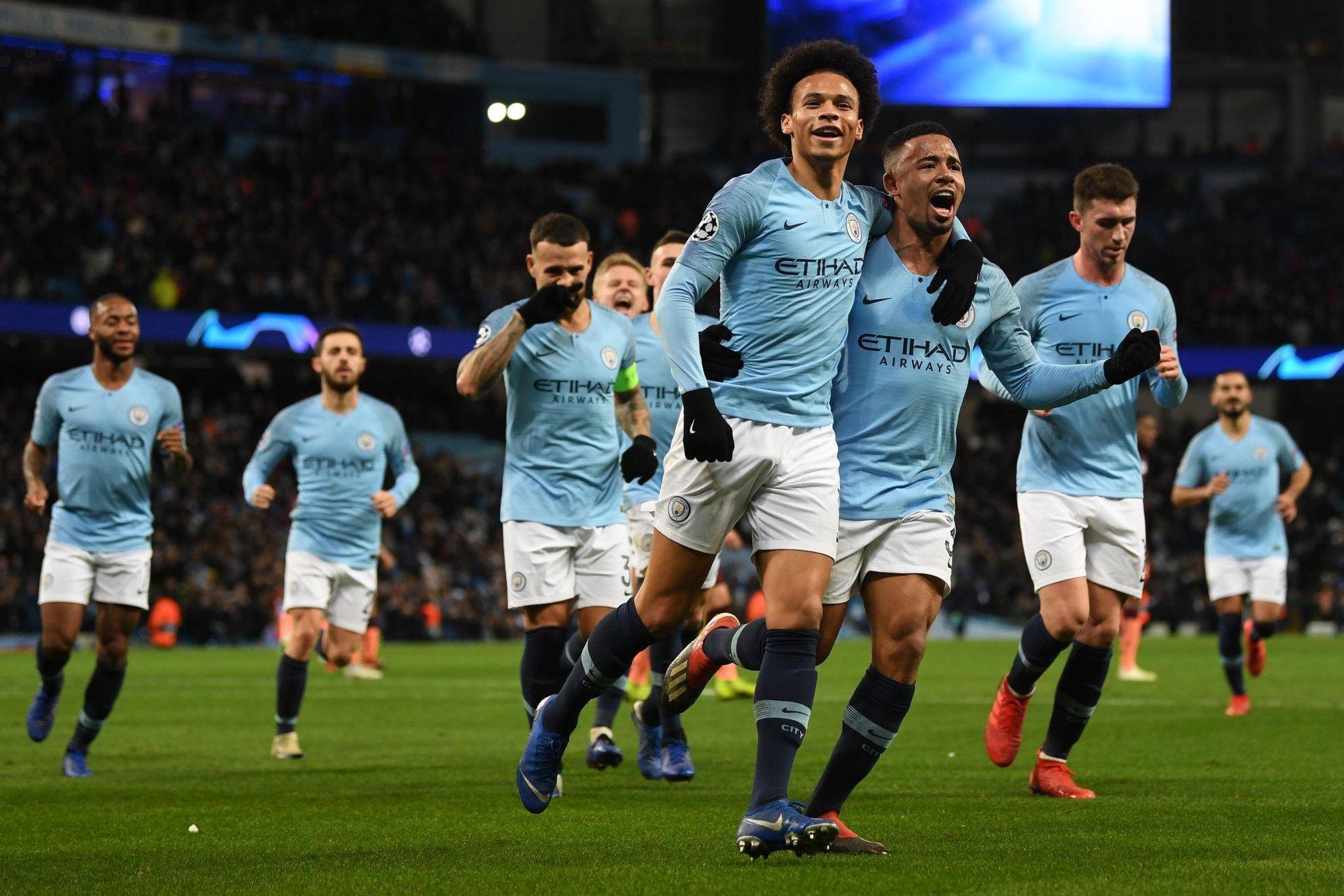 他以两粒进 他以两粒进